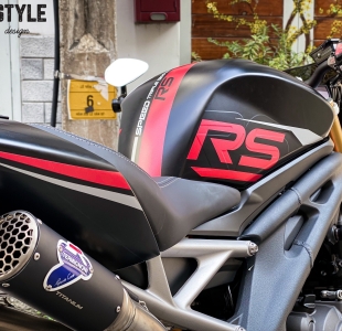 TRUIMPH SPEED TRIPLE 1200RS 