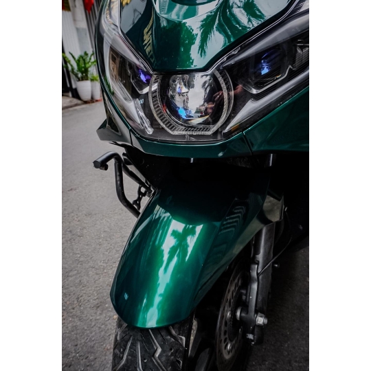 Dán đổi màu ngọc lục bảo siêu đẹp cho HONDA PCX