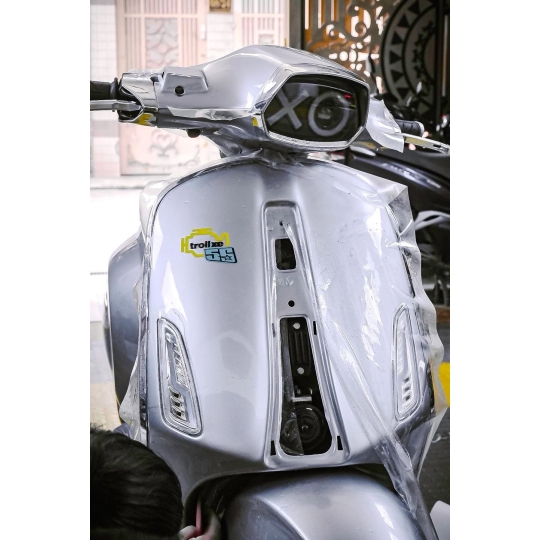 VESPA SPRINT phủ PPF TPU siêu bóng