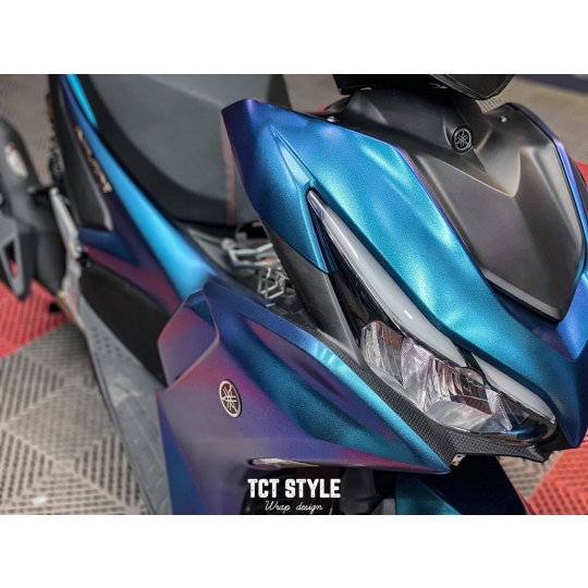 YAMAHA NVX - XANH ÁNH TÍM TITAN