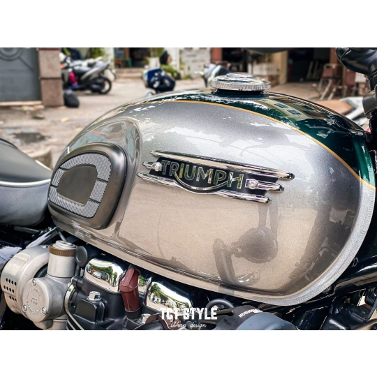 Triumph T120 GoldLine
