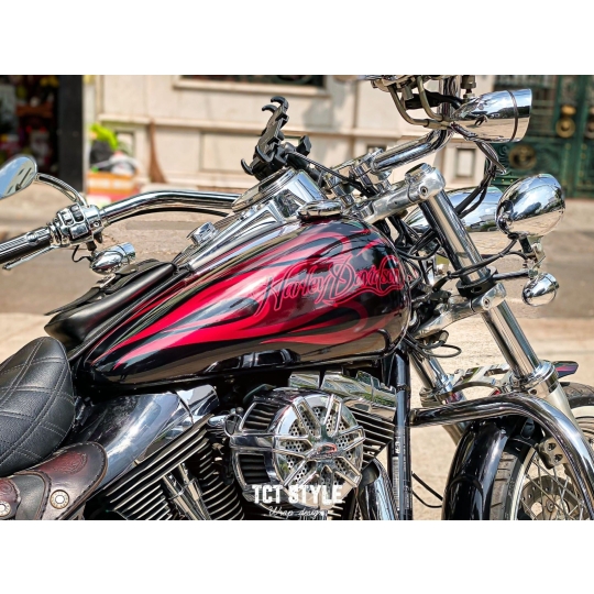 HARLEY DAVIDSON SUPER GLIDE - TEM THIẾT KỂ RIÊNG