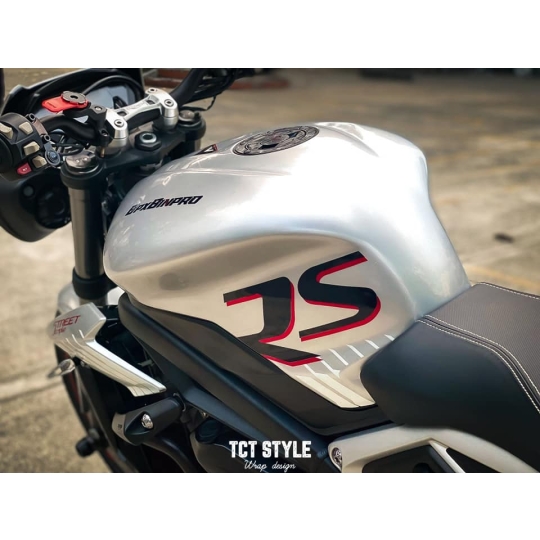 TRIUMPH STREET TRIPLE - TEM THIẾT KẾ