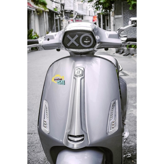 VESPA SPRINT phủ PPF TPU siêu bóng