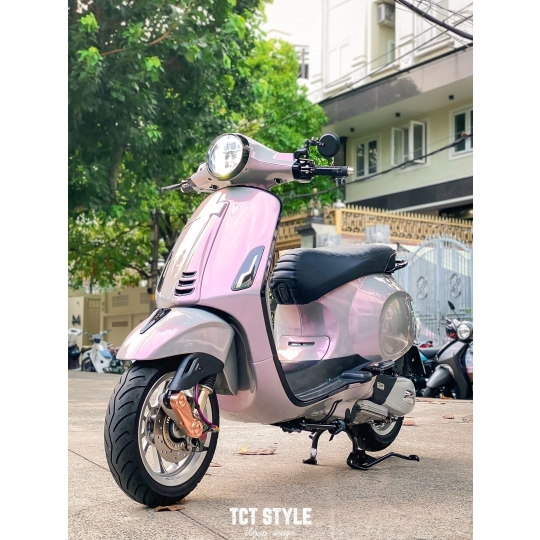 VESPA - ÁNH HỒNG