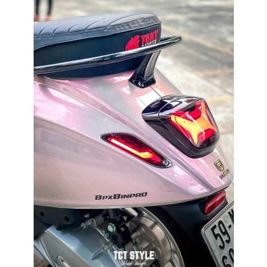 VESPA - ÁNH HỒNG