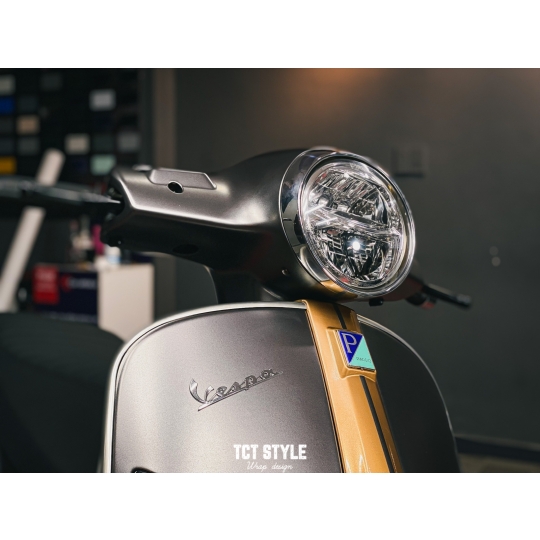 VESPA - PHỐI ĐEN VÀNG ĐỒNG