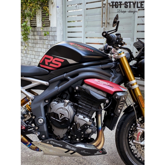 TRUIMPH SPEED TRIPLE 1200RS 