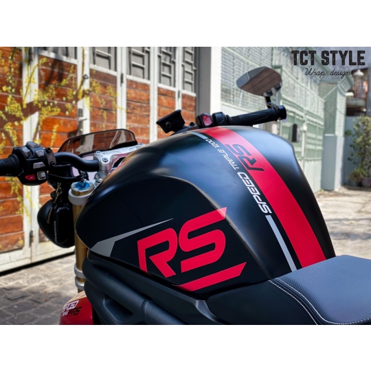 TRUIMPH SPEED TRIPLE 1200RS 