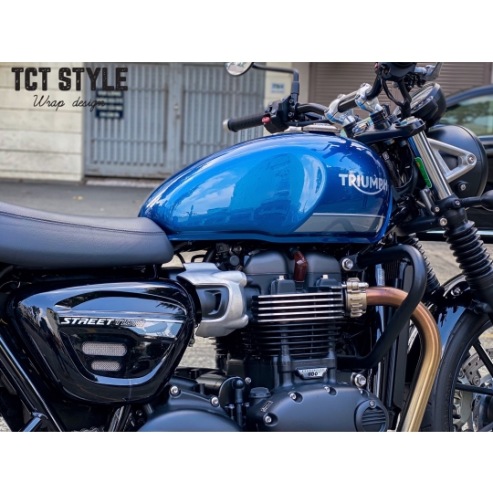 TRIUMPH STREET TWIN
