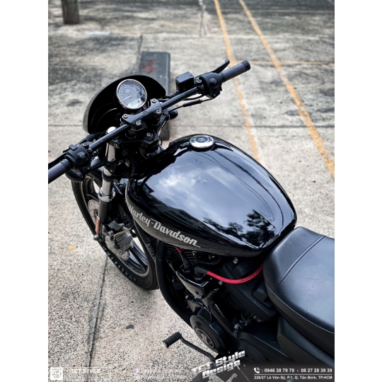 HARLEY DAVIDSON