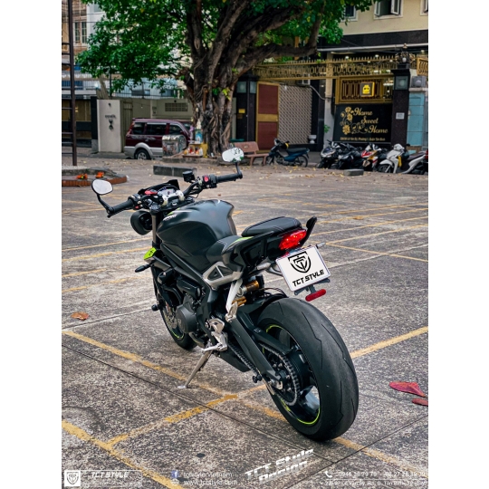 TRIUMPH 2S